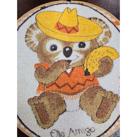 Vintage Kelly Koala Ole Amigo Sombrero Taco Bear Embroidery Hoop Art Decor - Picture 3 of 5